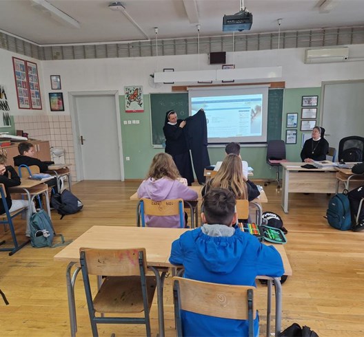 ...iz OŠ E. Kvaternika u Velikoj Gorici